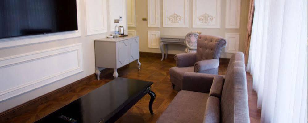 Babillon & Restaurant 5*