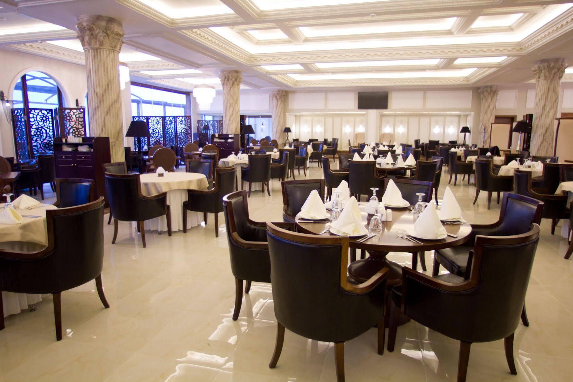 Babillon & Restaurant Отель Ризе