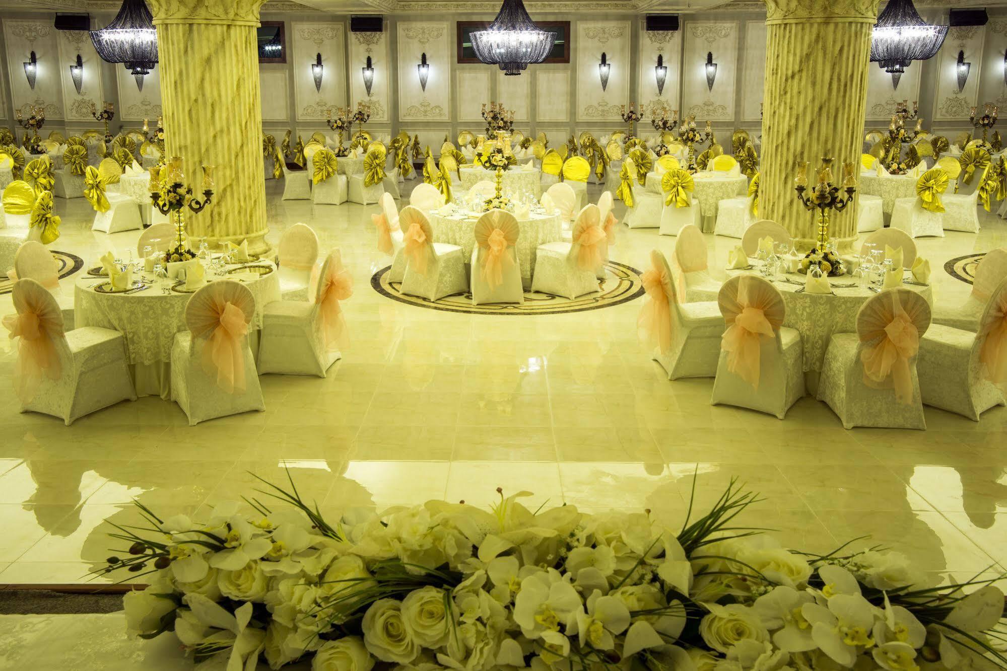 Babillon & Restaurant מלון ריזה